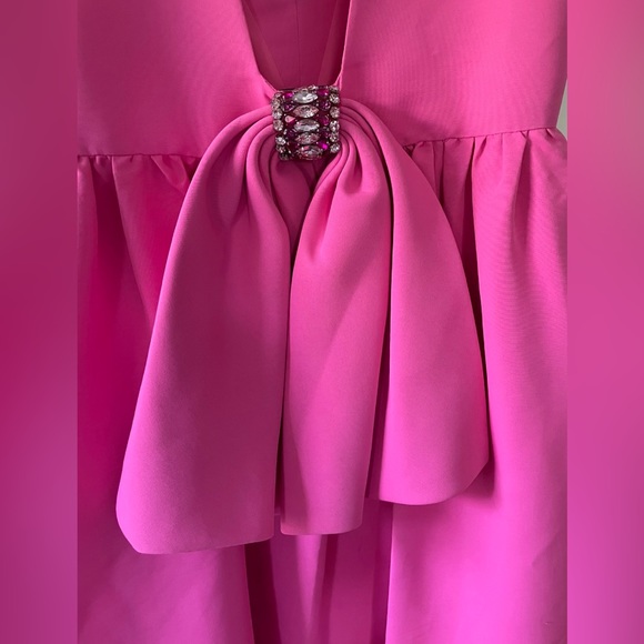 Never worn designer pink bow dress! - Picture 9 of 9